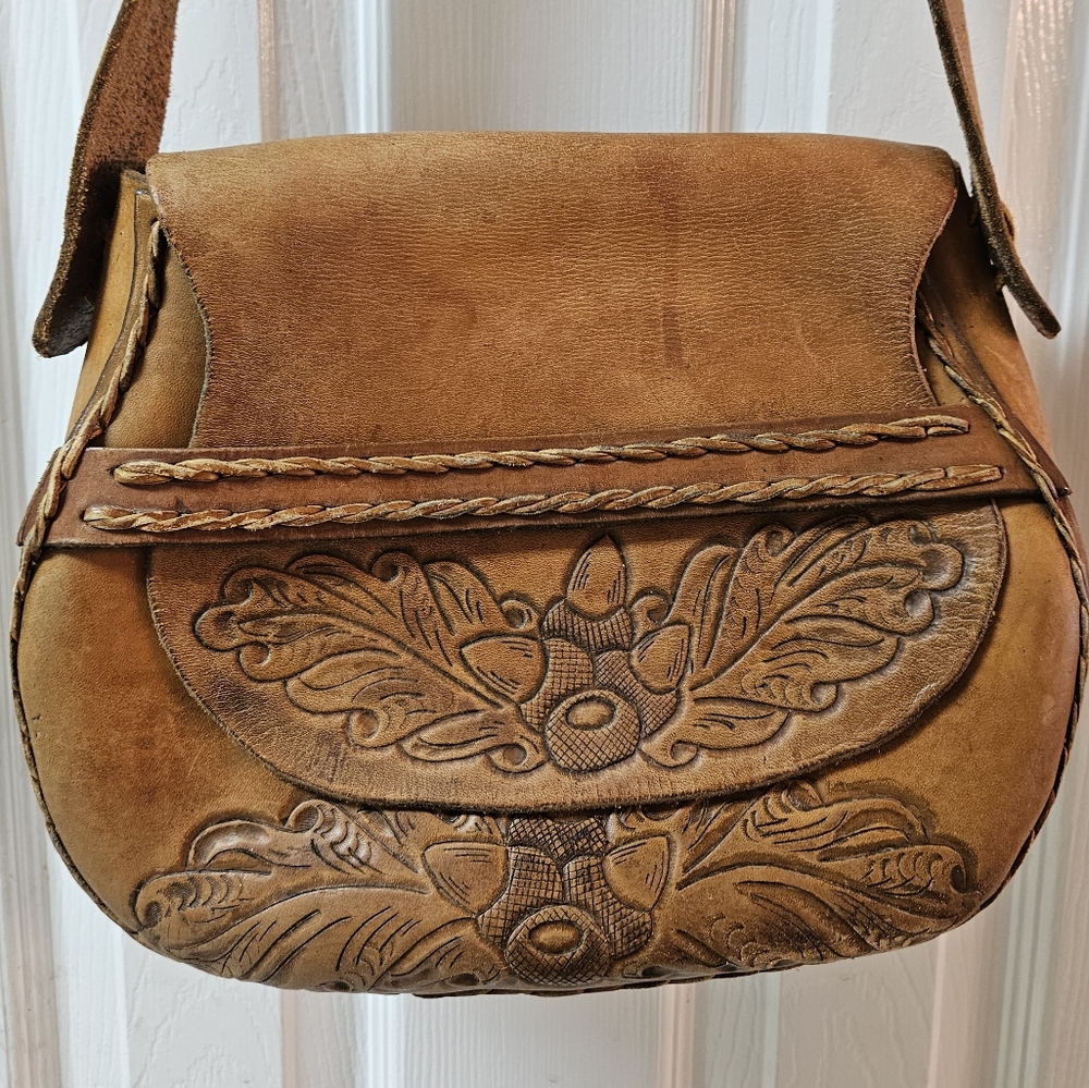 Vintage 60s Hand Tooled Purse Saddle Bag